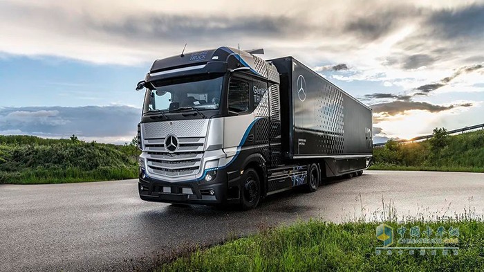 "塑造运输的当下与未来" 2021:梅赛德斯-奔驰卡车展示高效,可持续的