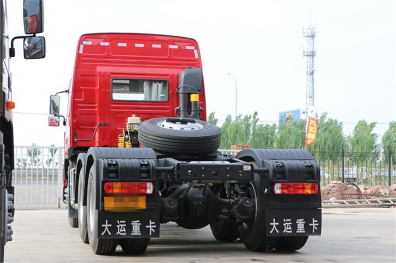 大运 新n8e重卡 标载型 430马力 6x4 国五牵引车(cgc4250d5ecce)