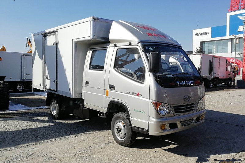 唐骏汽车 赛菱a7 1.5l 108马力 汽油/cng 3.