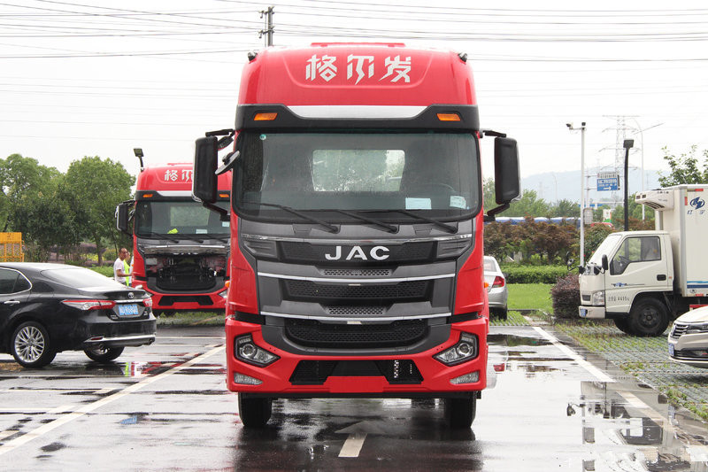 江淮 格尔发a5x 220马力 4x2 6.8米 国五 冷藏车(hfc5181xlcp3k3a57v)