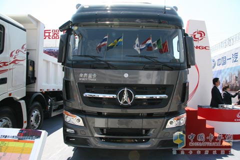 北奔重卡2010北京国际车展v3系列2540s牵引车