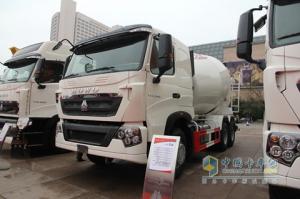 中国重汽 HOWO 6×4搅拌车