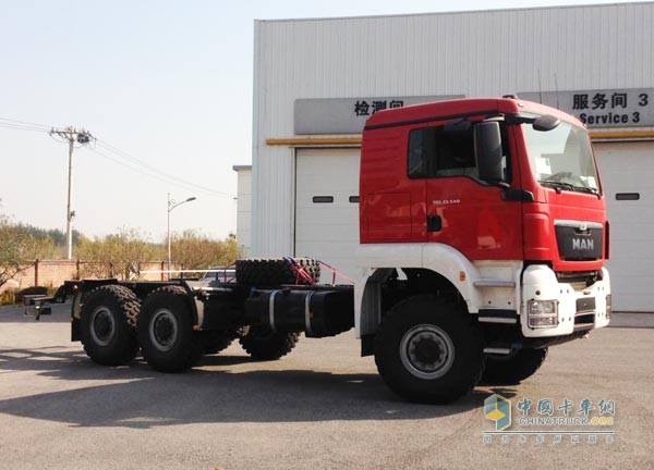 德国MAN TGS 33.540 6X6 BB底盘(机场主力泡沫消防车底盘)