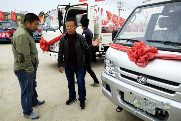 用户品鉴福田时代汽车