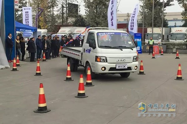 帅铃X节油挑战赛比赛现场