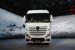 梅赛德斯-奔驰新Actros 2645 LS DNA 6x2公路牵引车