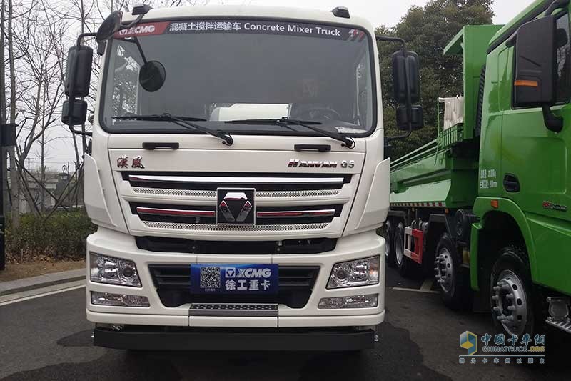 徐工汽车 漢风G5 350马力 8×4 12m³ 搅拌车