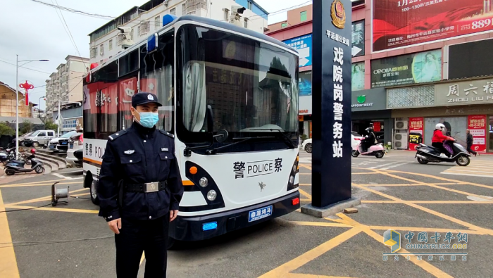 森源鸿马移动警务室：春节里的坚守与担当