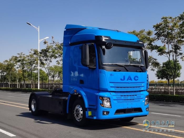 东风新疆X9亮相 非一与江淮合作造车 390批次公告牵引车上榜数量年内最高