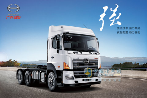 广汽日野 700系列 350马力 6×4 牵引车 YC4250SS2PK