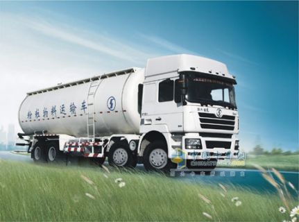 陕汽 德龙重卡 336马力 8×4 粉粒物料车 SX5315GFLNR456