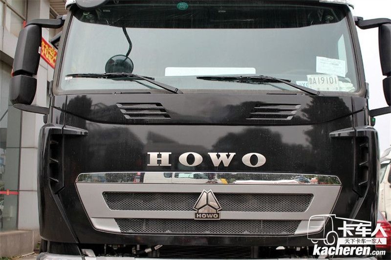 中国重汽 HOWO T7H重卡 360马力 4X2 国四牵引车(ZZ4187N361HD1B)