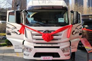 一汽解放 J7重卡 550马力 6X4 国五AMT自动挡牵引车(一汽)(CA4250P77K25T1E5)