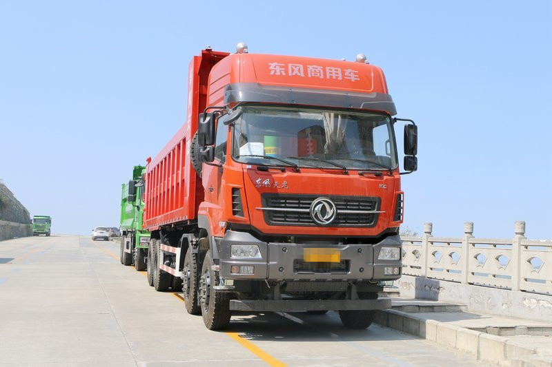 东风商用车 天龙KC重卡 420马力 8X4 7.4米 国五自卸车(DFH3310A3)