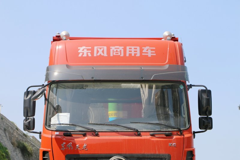 东风商用车 天龙KC重卡 420马力 8X4 7.4米 国五自卸车(DFH3310A3)