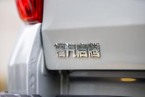 新龙马汽车 龙7 162马力 4×2 国六 双排载货车 青年版（FJ1030BEE1）